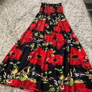 Bo Da Fa Floral Strapless Smocked Maxi Dress Red Black Size Medium